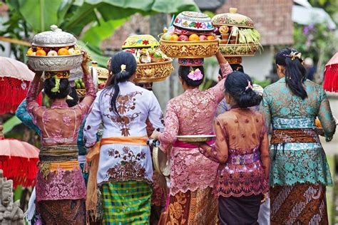 indonesian greetings how to say hello in indonesia