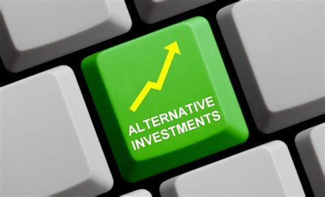 introduction alternatives  hedge funds capital moments