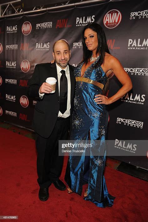 Dave Attell And Angela Aspen Arrives At The 2010 Avn Awards At The