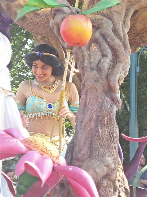 jasmine  disneyland paris disney princess photo  fanpop