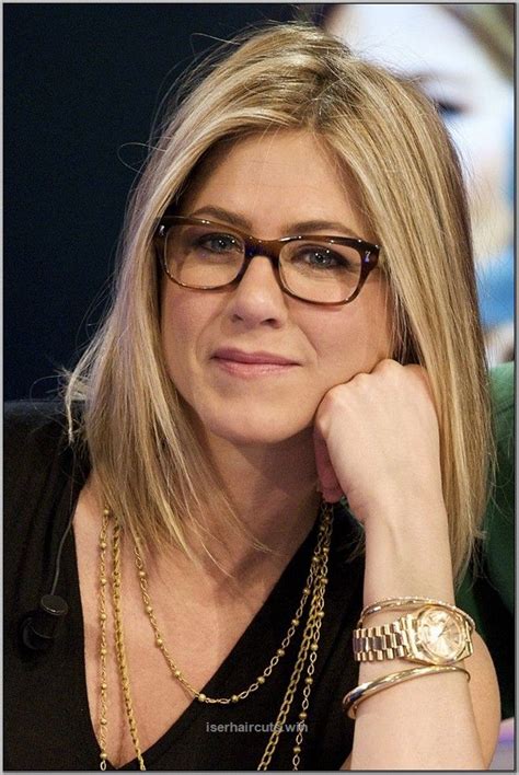 Hairstyles For Over 50 With Glasses And Round Face 20 Best Hairstyles