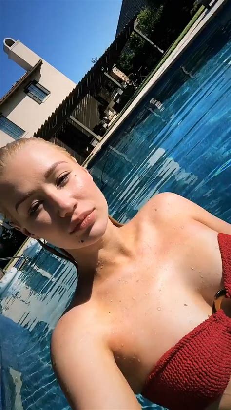 iggy azalea boobs the fappening 2014 2019 celebrity photo leaks