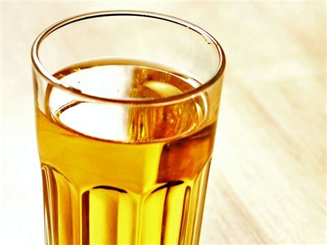 drinking urine are there any real health benefits