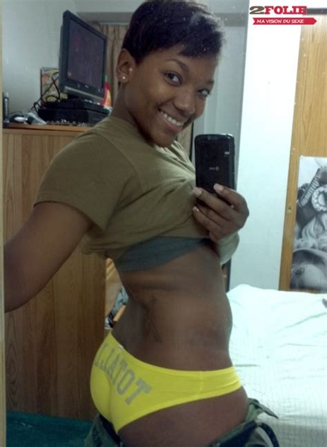 jeunes filles noires nues en photos 2folie