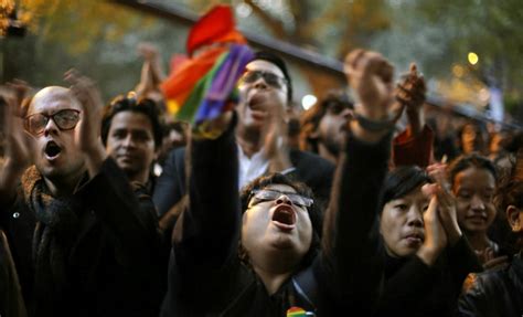gay activists protest against sc verdict