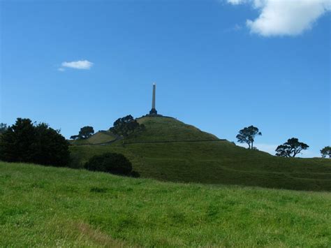 fileone tree hill aucklandjpg wikimedia commons