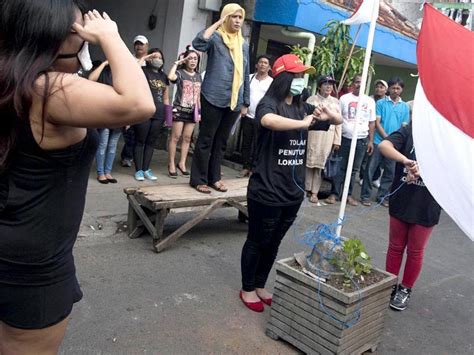 Indonesian Sex Workers Protest Dolly Shutdown World Photos