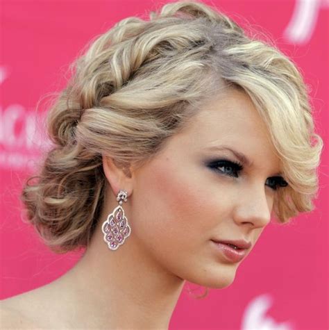 Recreating Taylor Swift’s Messy Up Do Mystylebell Your