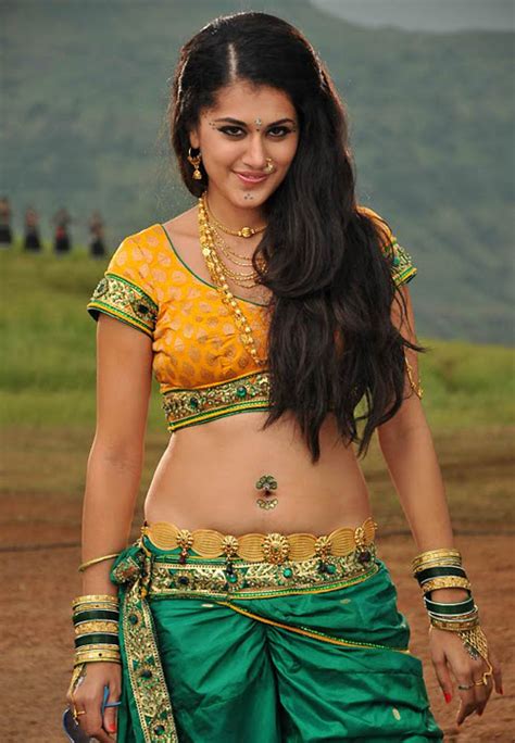 gorgeous tapsee pannu hot navel cute marathi dress desi sexy picture