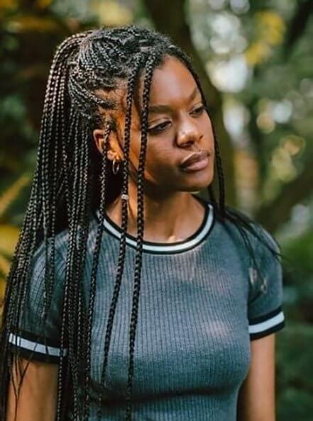 30 knotless box braids styles awesome to rock now