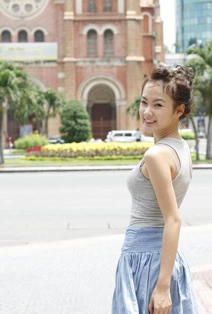 Angela Phuong Trinh Sexy Girl Vietnam In Saigon Street