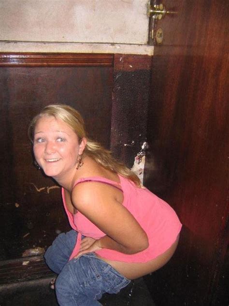 girl peeing in sink