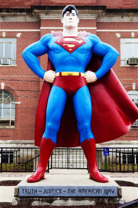 giant superman statue  metropolis illinois silly america