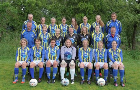 selectie vrouwen  csv  quick dokkum seizoen   futebol feminino futebol feminino