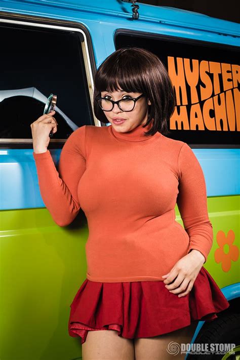 321 Best Velma Dinkley And Scoob Images On Pinterest