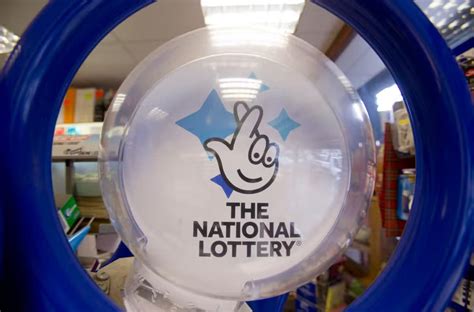 uk national lottery   suspended  licensing battle