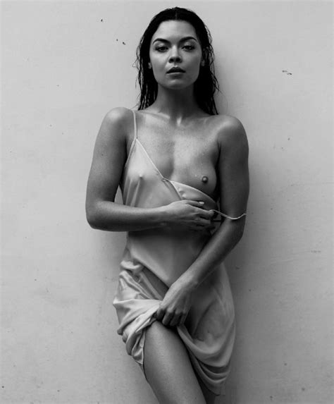 scarlett byrne nude and sexy 19 photos thefappening