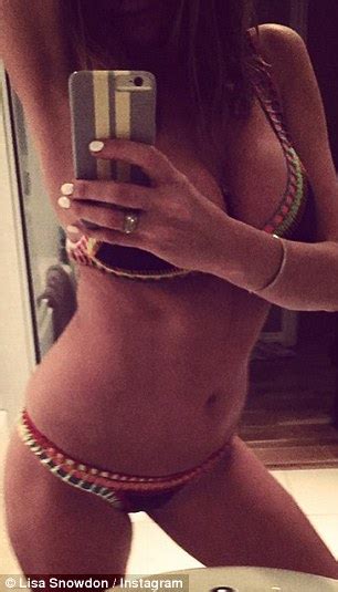 lisa snowdon shows off her curves in a bikini clad bathroom selfie daily mail online