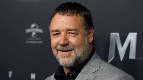 russell crowe to star as mobster in thriller american son variety