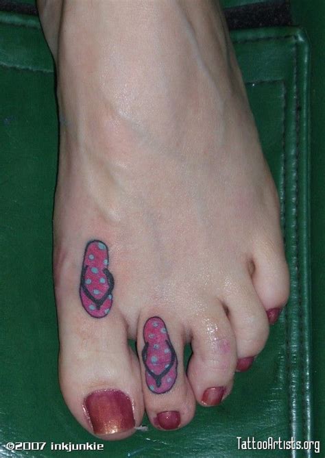 tattoos with flip flop flip flop tattoo aimgirl forum flip flop tattoo toe ring tattoos