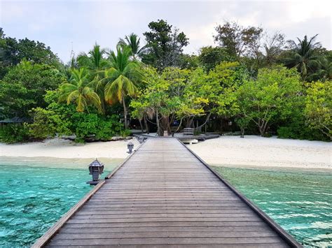 resort review royal island resort spa maldives travel