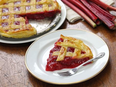 Lattice Rhubarb Pie Recipe