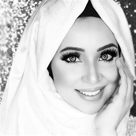pin by tracie on hijab fashion beautiful muslim women