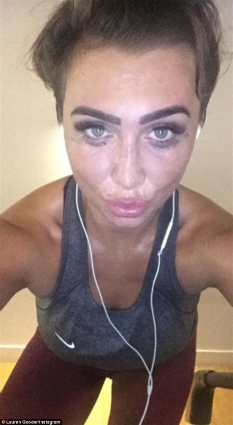 lauren goodger posts another sweaty gym selfie daily mail online