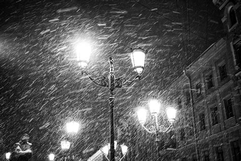 extreme snow street photography fujilove magazine
