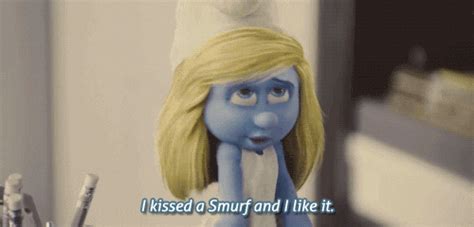 i kiss a smurf s find and share on giphy