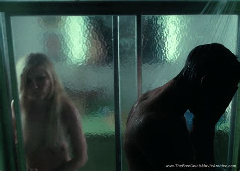 actress kirsten dunst paparazzi topless shots and nude movie scenes mr skin free nude