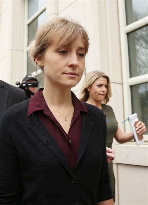 Allison Mack How The Former Actress Became Leader Of A