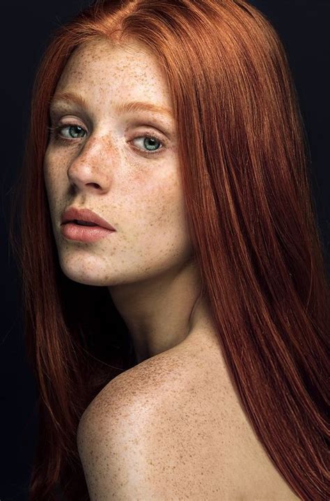 Pin By Maximo Medrano On Pics Beautiful Freckles Red Hair Woman