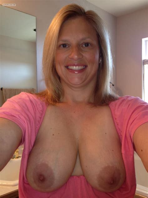 my medium tits by iphone selfie topless american girl from united states tit flash id 144700
