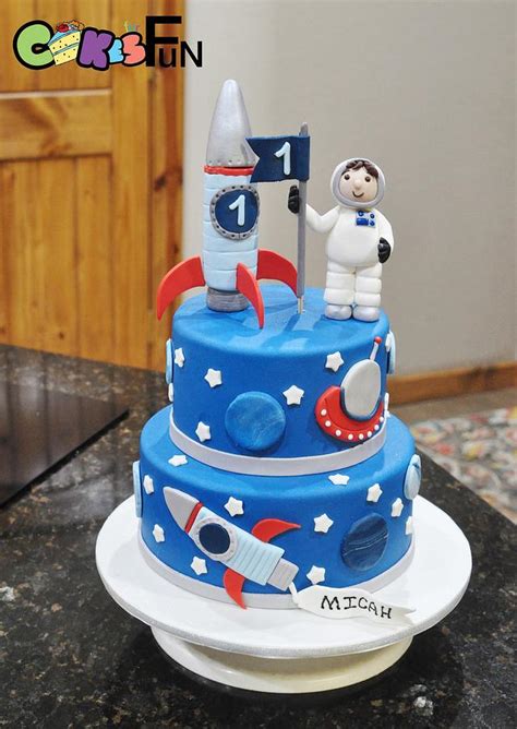astronaut cake cake  cakes  fun cakesdecor