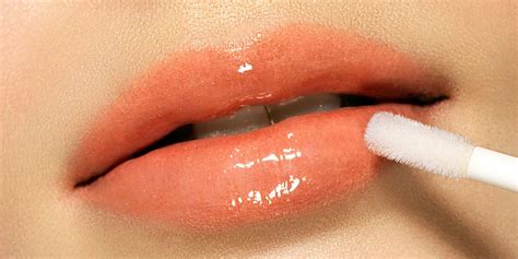 Best Lip Gloss Lip Glosses That Won T Make Your Lips Sticky