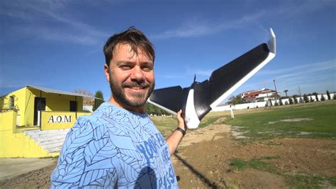 ena periergo drone parrot disco happy traveller