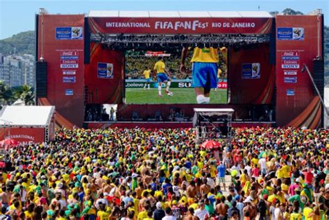 fan fests durante a copa terão shows sertanejo por todo brasil