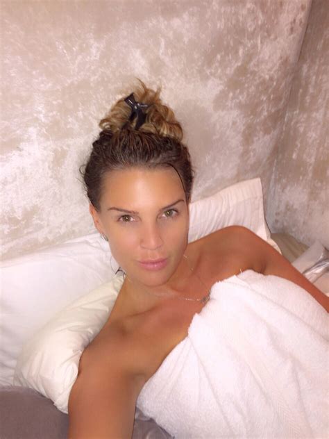 former miss england danielle lloyd hacked nude photos and sex tapes leaked celebrity leaks