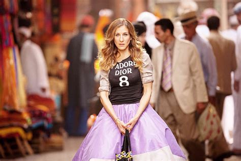 sarah jessica parker just brought carrie bradshaw back and we re so