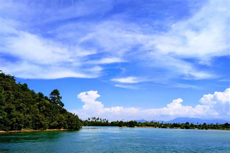 무료 이미지 하늘 물줄기 푸른 구름 자연 경관 바다 수자원 낮 열대 대양 적운 나무 수평선 강 연안