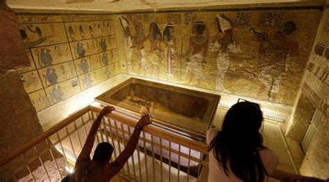 Does King Tut Share His Tomb With Stepmother Queen Nefertiti Recent