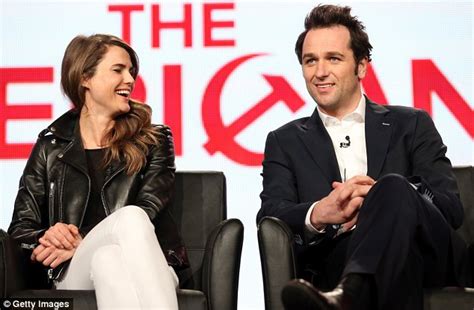 matthew rhys has to deny dating the americans co star keri russell to