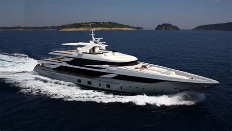 Benetti Launches New 50m Superyacht Vica Hull Fb 801