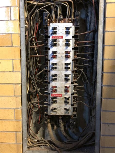 ive    panel       kind  breakers   electricians