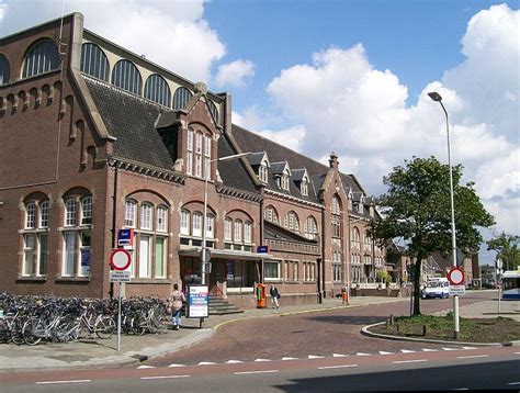roosendaal station netherlands tourism
