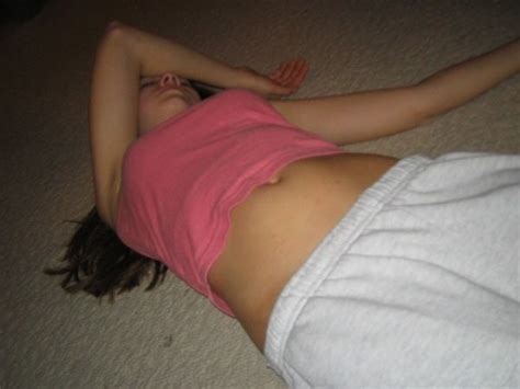 passed out girls 153 pics