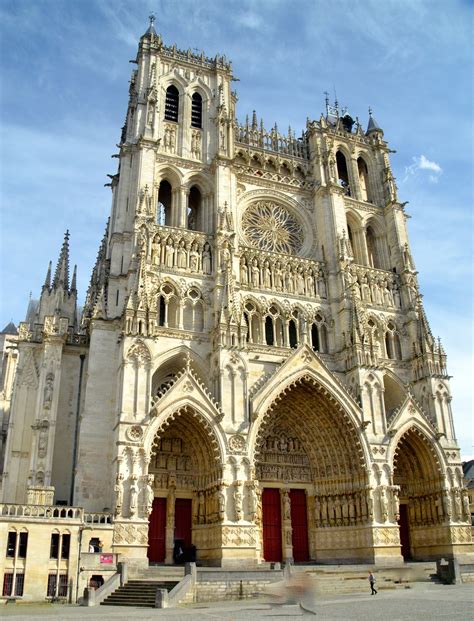 amiens cathedral    visit