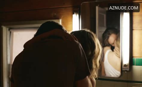 Jennifer Jason Leigh Sexy Scene In The Moment Aznude