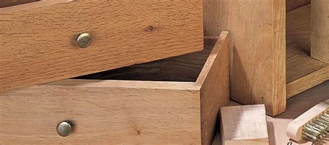 poncer  meuble en bois comment poncer  meuble en bois astuces syntilor